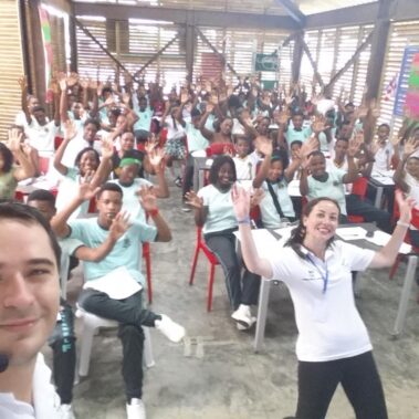 foto taller de formacion en vigia del fuerte con 120 personas
